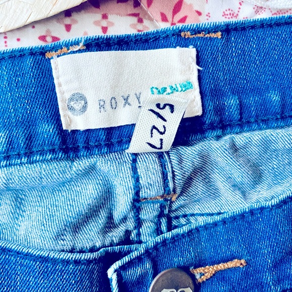 🐞 Groovy Roxy low-rise light denim bootcut jeans 🦋 - Picture 2 of 5